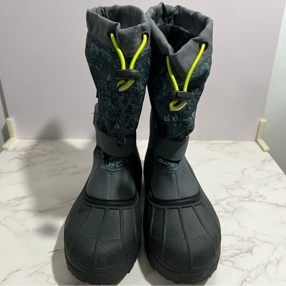 Columbia Black and Dark‎ Green Snow/Winter/Rain Boots -- 7